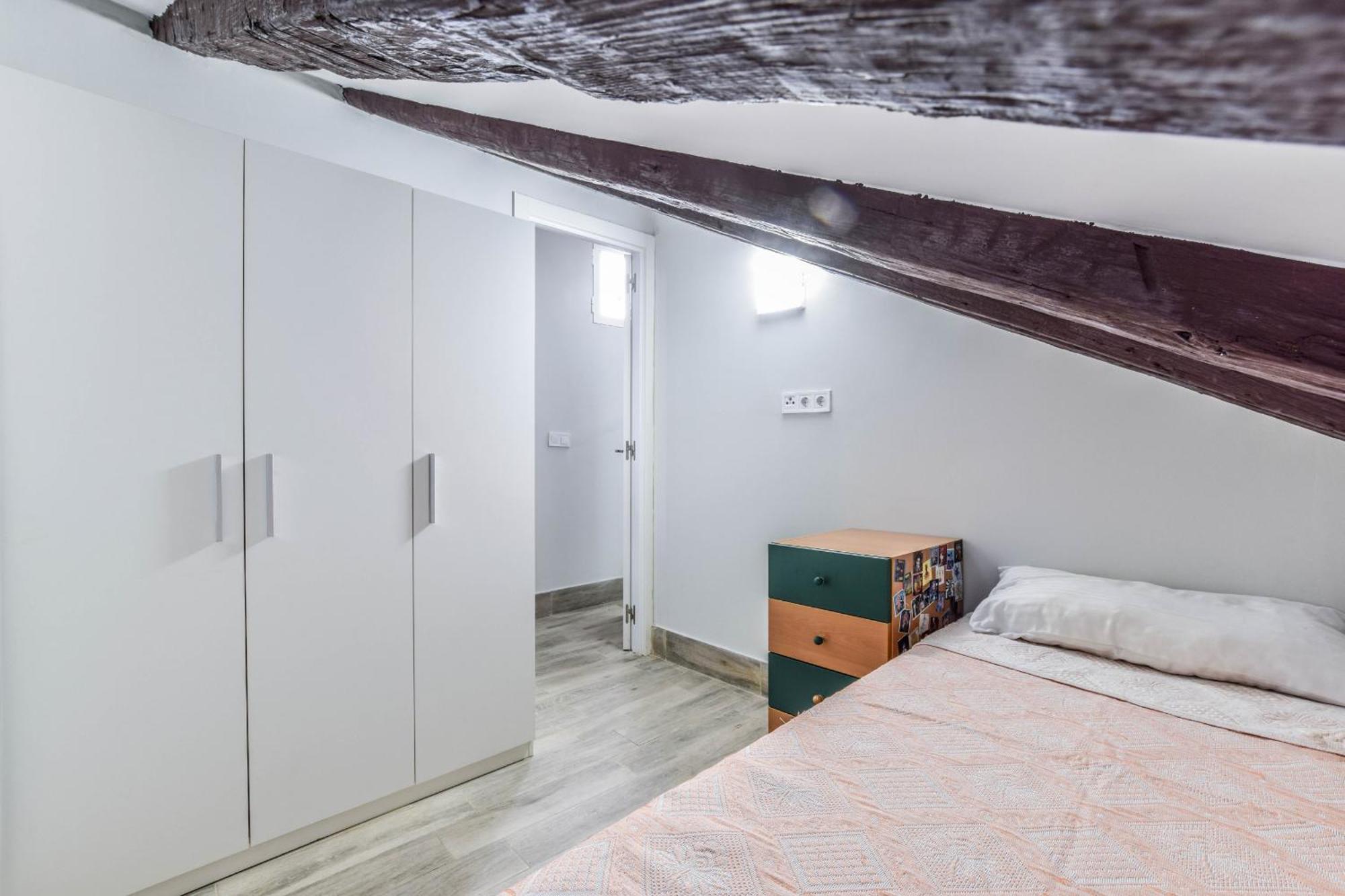 Atico Barrio De Las Letras Madrid Ngoại thất bức ảnh